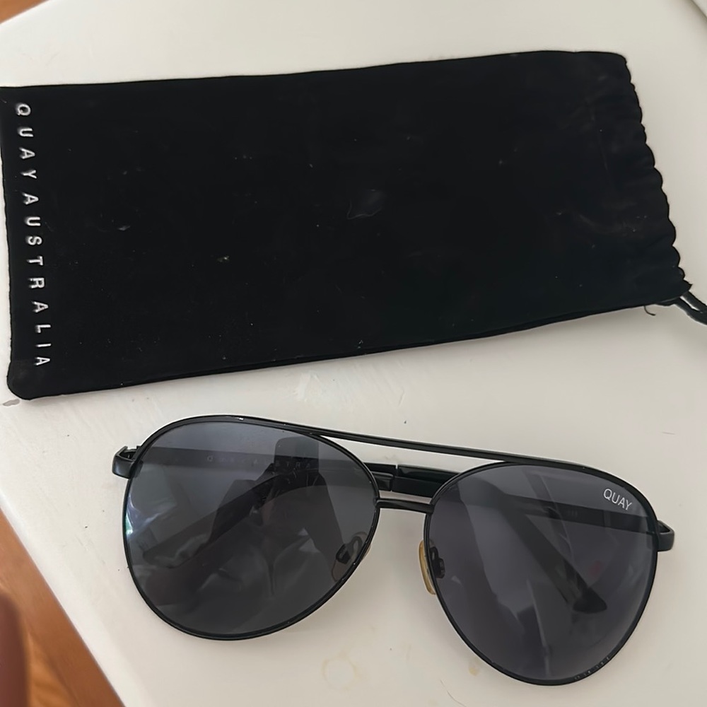 QUAY AUSTRALIA High Key Black Aviator Sunglasses